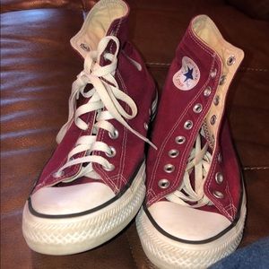 Burgundy converse